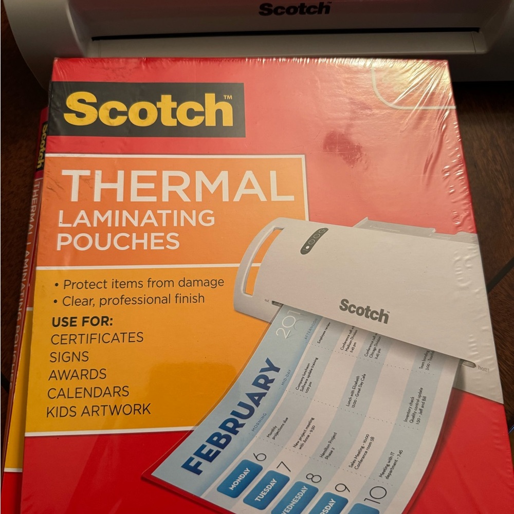 Scotch Thermal Laminator with Pouches - Picture 3 of 7